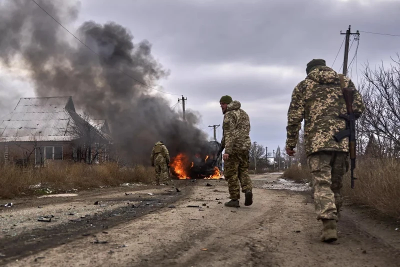 Украйна губи Часов Яр, отстъпва в Константиновка. ВСУ е пред "криза на оперативно-тактическо ниво"