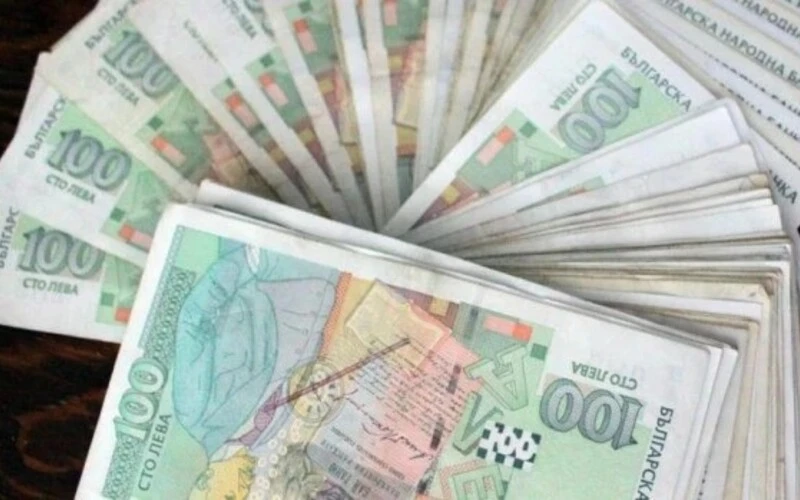 Инвеститор: Вместо да си купите апартамент или 1 кг злато, по-добре си оформете един портфейл от акции