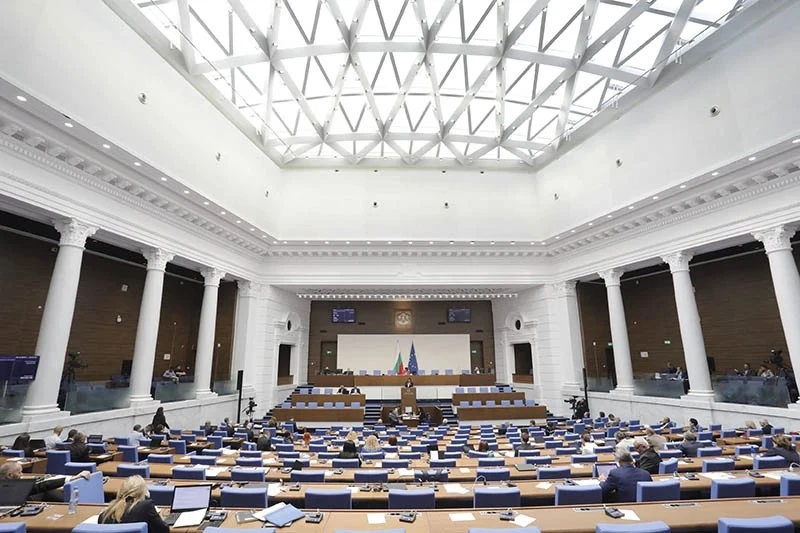 Премиерът Димитър Главчев ще информира НС за предстоящата среща в НАТО