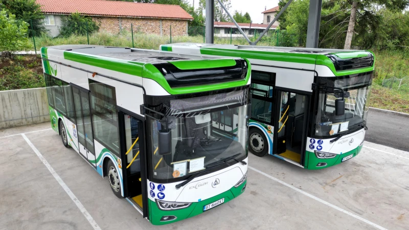 Първият градски електробус на Велико Търново тръгва днес