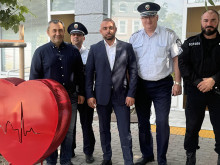Варненските полицаи посрещат с благотворителна кампания професионалния си празник