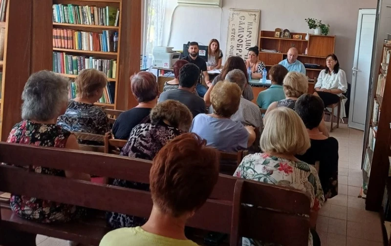 Обсъдиха проблемите на хората в селата от община Кочериново