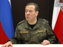Медведев съобщи, че над 190 000 доброволци ще подпишат договори за военна служба
