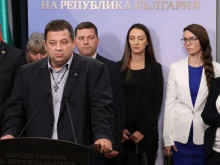 "Величие" се разпадна