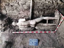 Статуята на Хермес остава в античен град Хераклея Синтика за поне още няколко дни