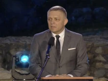 Роберт Фицо с първа публична поява след покушението