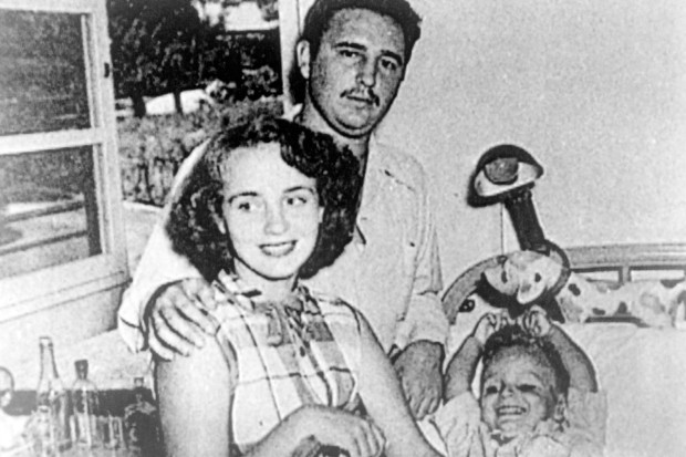 Първата съпруга на бившия кубински лидер Фидел Кастро  Мирта Диас