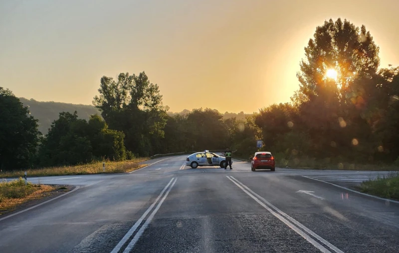 Тежка катастрофа с двама загинали затвори пътя София - Варна във Великотърновско