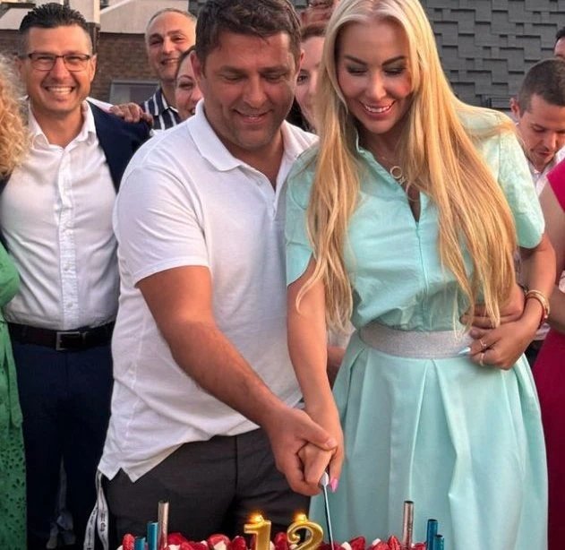 Семейство Батинкови си се похвалиха сами