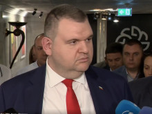 Пеевски: Областни председатели на ДПС са били плашени, Чакъров е звънял на колегите да не идват