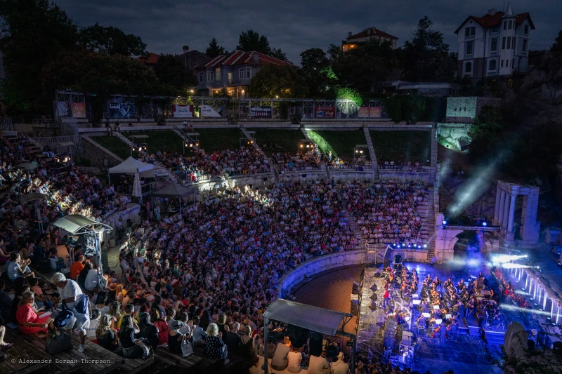 Рок легенди пеят на OPERA OPEN на Античния театър в Пловдив