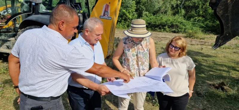 Започва изграждането на водопровод за допълнително водоснабдяване в Село Овчарово