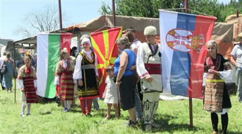 Българи, сърби и македонци на събор край местността Голеш