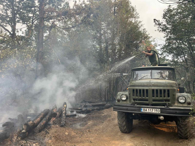 Военнослужещи от състава на Сухопътните войски и на Военновъздушните сили