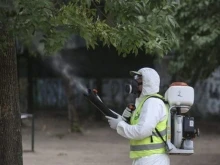Пръскат срещу комари в Габрово