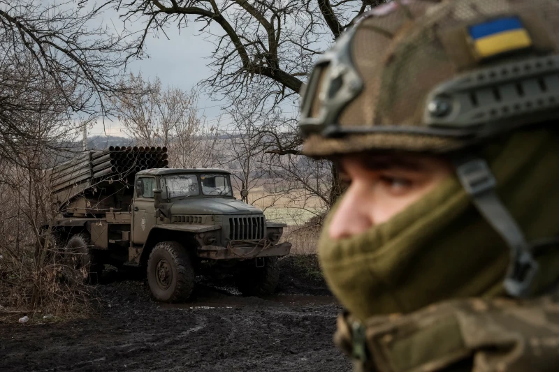 Близо половината украинци не смятат за срамно да си уклонист, показва проучване