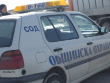 Измамник глобява неправомерно от името на "Общинска охрана"