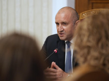 Радев за предложението на ПП-ДБ: Още тези дни ще стане ясно ще има ли мнозинство в парламента