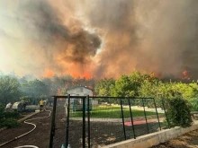 Очаква се помощ от Чехия и Румъния за огнената стихия в Старозагорско