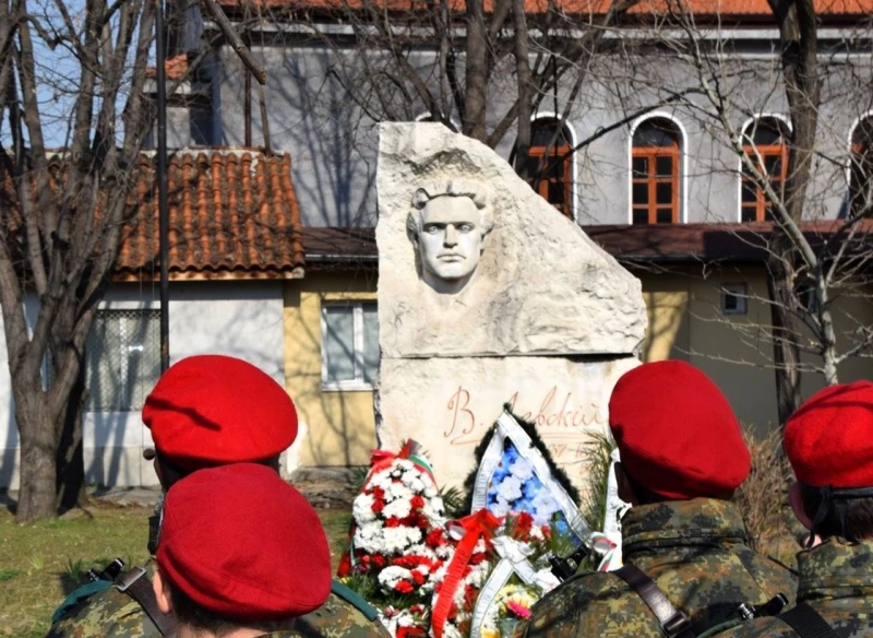Асеновград се прекланя пред паметта на Васил Левски