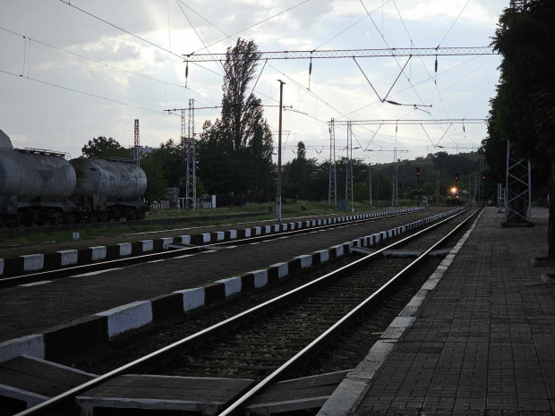 В землището на старозагорското село Арнаутито покрай жп линията на