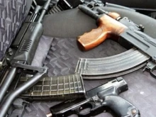 Откриха голямо количество нелегално оръжие и боеприпаси в Хасковско, има задържани