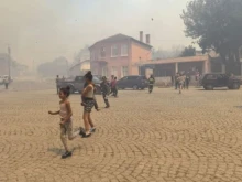 Млади мъже от Пловдив помагат на Воден