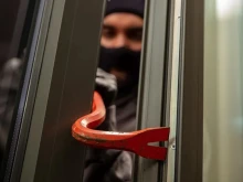 Как да предпазим дома си от крадци по време на лятната ни почивка?