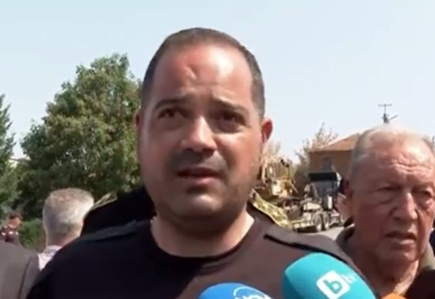 Калин Стоянов обеща да се погрижи за пострадалите хора от Воден