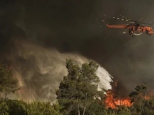 Трети ден продължава огненият кошмар на планината Орвилос, пожарът бушува неудържимо