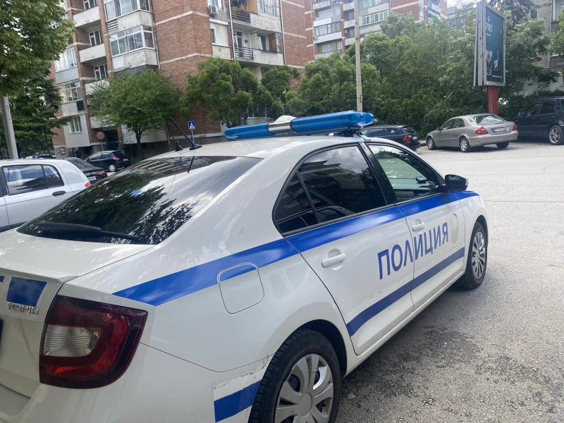 Мъж и жена откраднаха електрическа тротинетка в Павликени, полицията ги задържа за часове