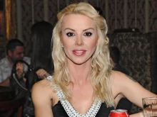 Хванаха я пияна зад волана, сега призова феновете да не вярват