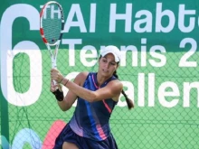 Изабела Шиникова стигна втори кръг на силен тенис турнир във Варшава