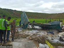 Самолет се разби по време на излитане от коварното летище в Катманду,  оцелял е само капитанът