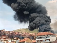 Голям пожар пламна до Дома за медико-социални грижи за деца "Майка и дете" в Стара Загора