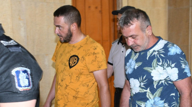 Оставиха в ареста яхтсмените, закопчани с дрога за 1.2 млн. лв. в Царево