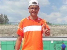 Братовчедът на Григор Димитров с разгромен успех на супер турнир в Полша