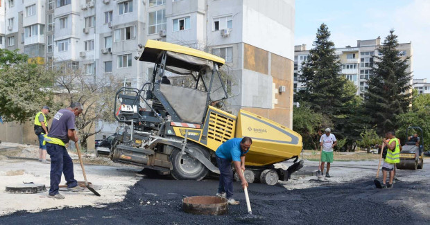 За конкретни срокове за възстановяване на настилката и пускането на