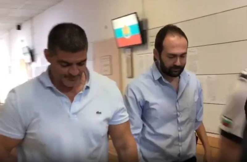 Тези са двама от арестуваните в Пловдив общопрактикуващи лекари