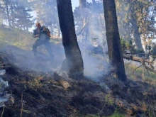 21 военнослужещи отново дежурят по българо-гръцката граница заради големия горски пожар в планината Славянка