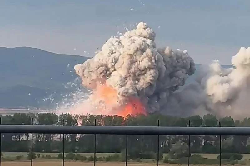 Нов взрив в складовете до Елин Пелин!