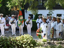 Военните моряци почетоха паметта на освободителите на Варна от османско владичество