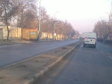 Тотална разруха на пътната инфраструктура в "Южен", пак липсват предпазни огради по булевардите