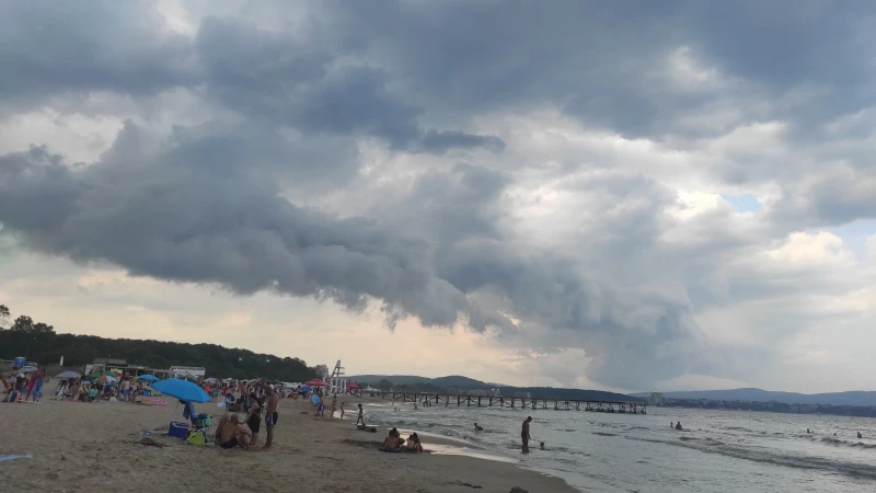 Утре няма да става за море