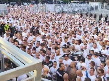Фенклубът на Локо: Общината да провери набедения за най-модерен стадион у нас!