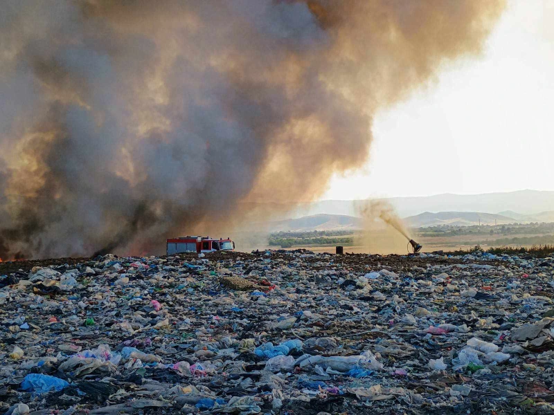 Облакът от пожара при Цалапица е в посока Стамболийски