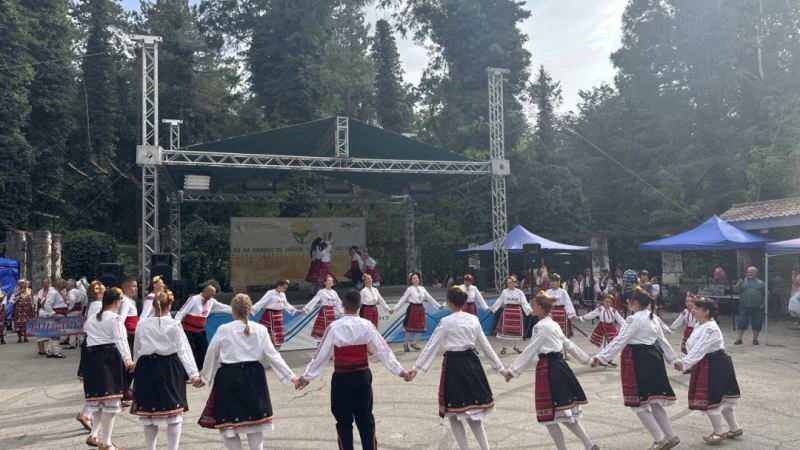 ФТК "Веселчани" станаха големите победители на Националния фолклорен фестивал край Русе