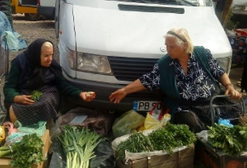 АЗП: Бабите да останат на фермерските пазари! Техните количества продукция са малки и не застрашават конкуренцията