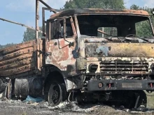 Появиха се снимки на унищожения руски конвой край Рилск