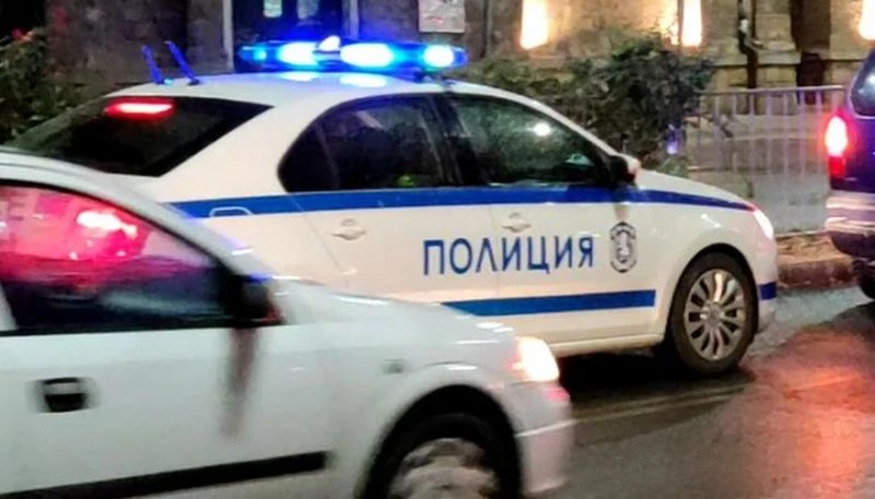 На тел.112: Майка иска да хвърли бебето си през терасата